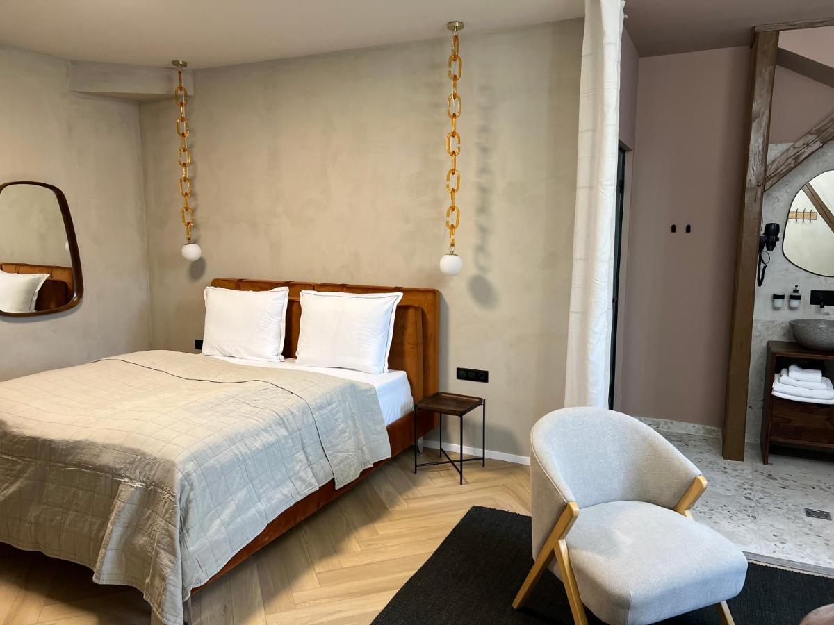 Nest Hotel Győr Exterior foto