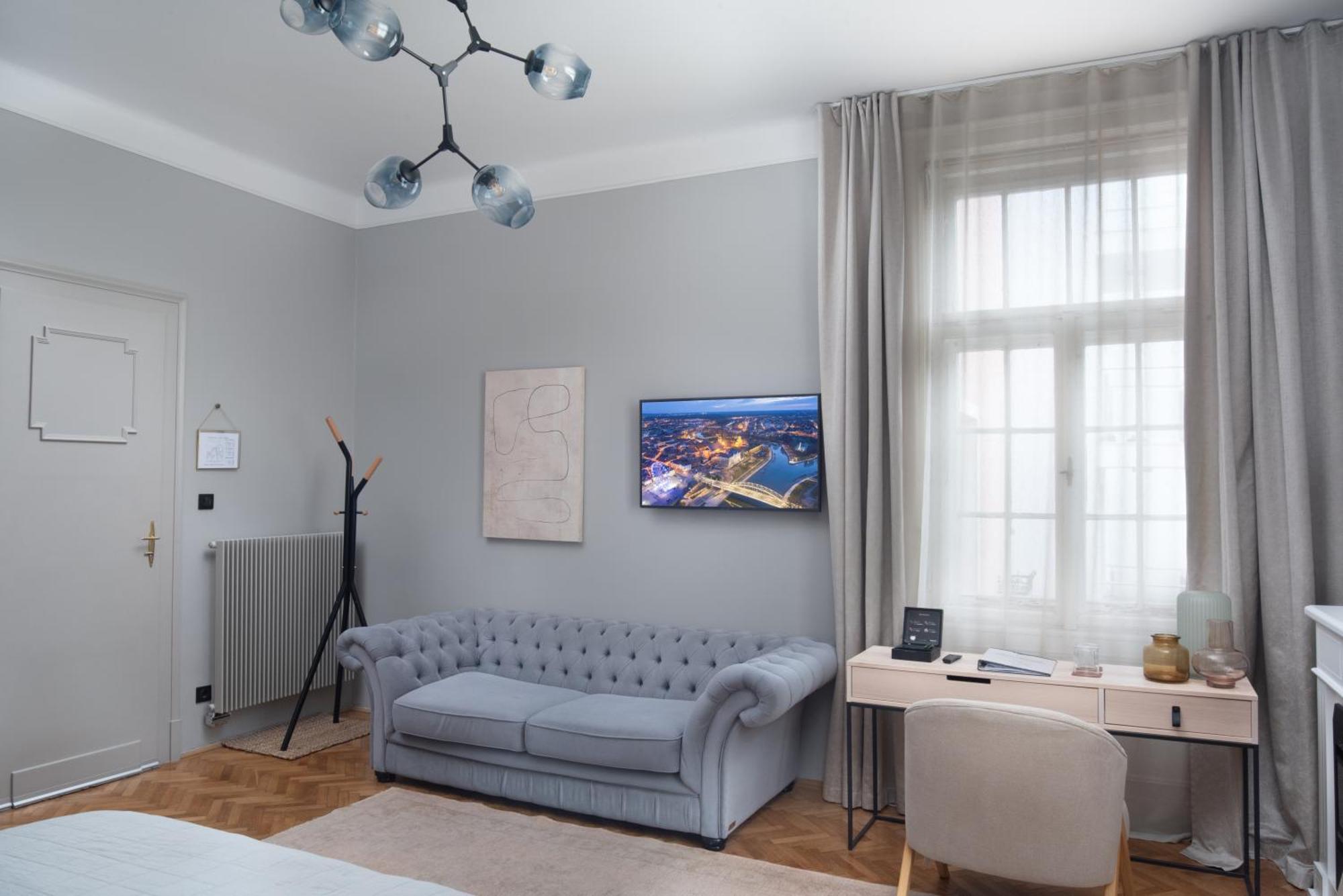 Nest Hotel Győr Exterior foto